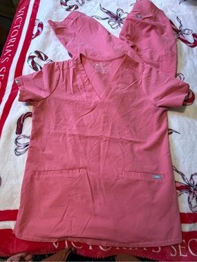 Figs set - coral pink